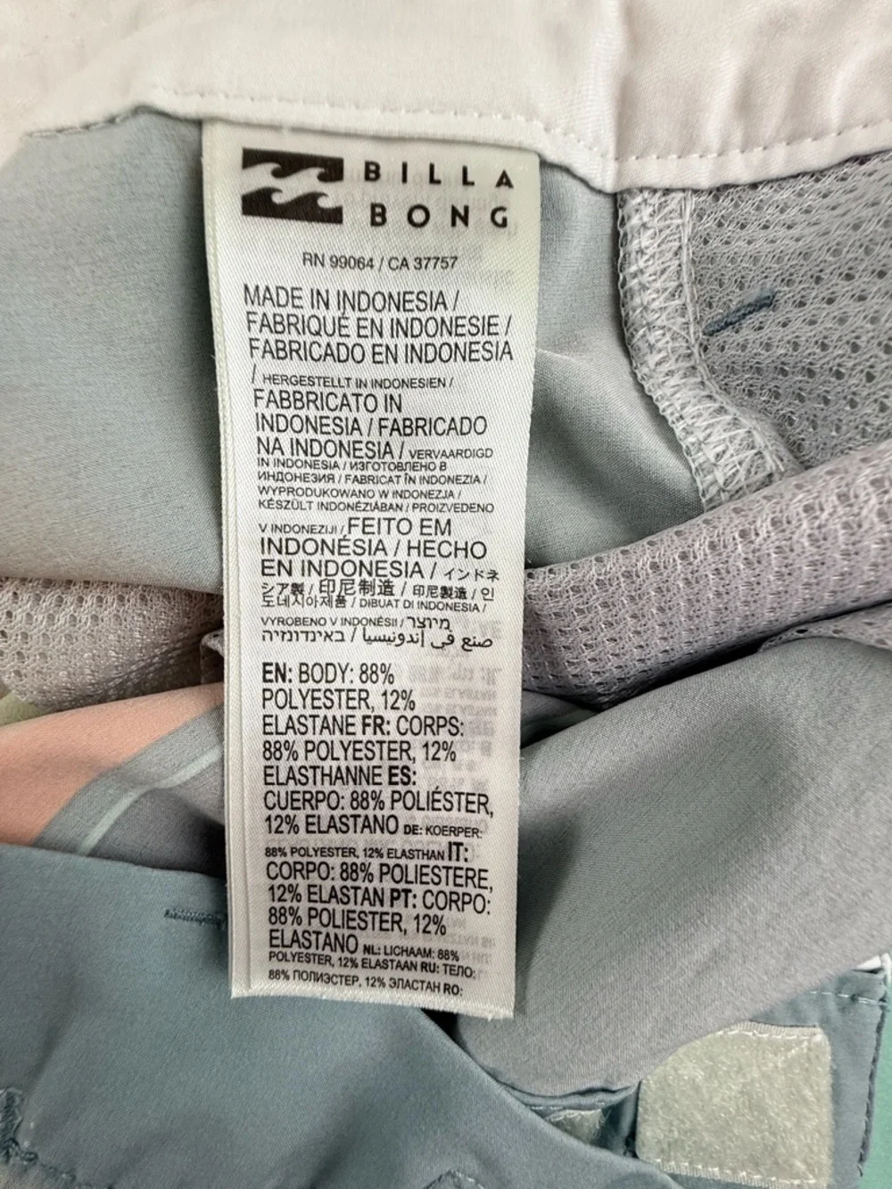 Billabong stripe detail